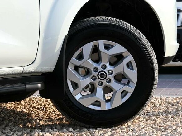 2025 Nissan X-Terra, белый, 6380000 рублей - вид 3