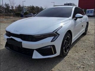 2025 Kia K5 LPi III Рестайлинг, белый, 4000000 рублей, вид 2
