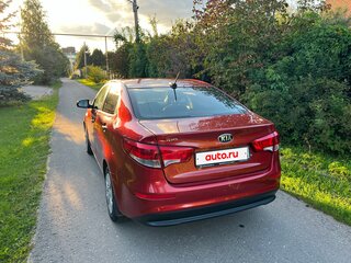 2017 Kia Rio III Рестайлинг, красный, 800000 рублей, вид 4