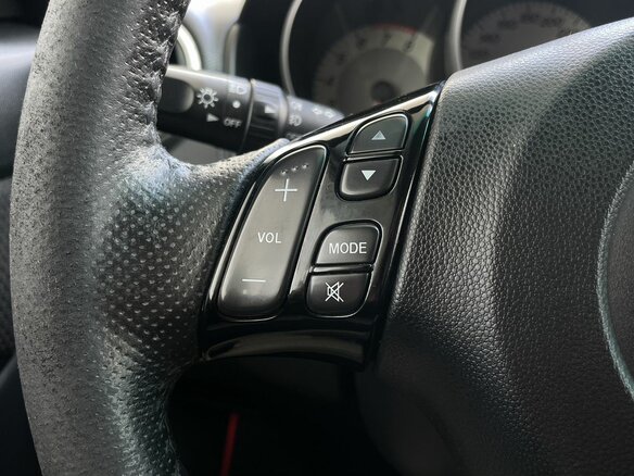 2008 Mazda 3 I (BK) Рестайлинг, красный, 744000 рублей - вид 15