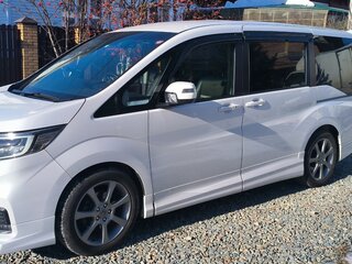 2019 Honda Stepwgn Spada V Рестайлинг, белый, 2300000 рублей, вид 3