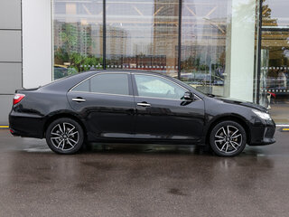 2017 Toyota Camry VII (XV50) Рестайлинг, чёрный, 2249000 рублей, вид 4