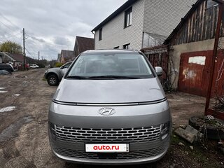 2022 Hyundai Staria, серый, 5490000 рублей, вид 2