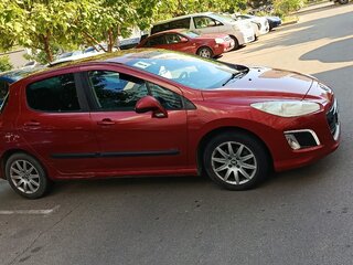 2011 Peugeot 308 I, красный, 420000 рублей, вид 1