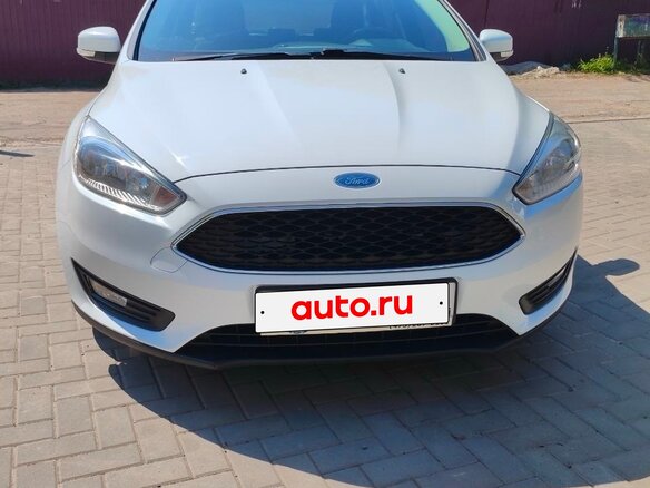 2018 Ford Focus III Рестайлинг, белый, 1040000 рублей - вид 1