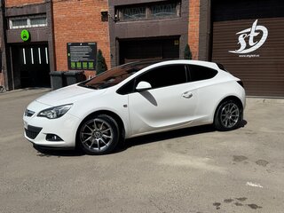 2013 Opel Astra GTC J Рестайлинг, белый, 890000 рублей, вид 4