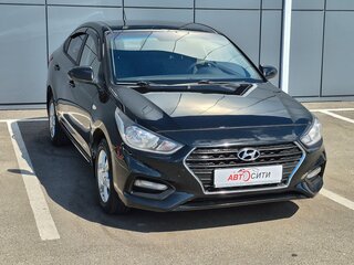 2018 Hyundai Solaris II, чёрный, 855000 рублей, вид 1