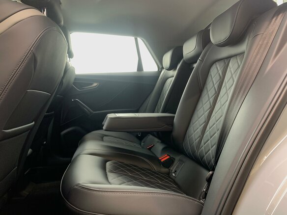 2026 Audi Q2 35 TFSI I Рестайлинг, серый, 3799000 рублей - вид 12