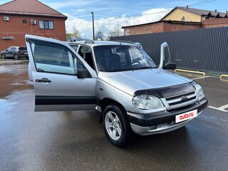 2008 Chevrolet Niva I, серебристый, 390000 рублей, вид 2