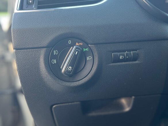 2014 Skoda Octavia III (A7), серебристый - вид 30
