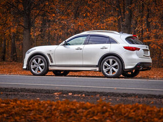 2013 Infiniti QX70, белый, 2175000 рублей, вид 3