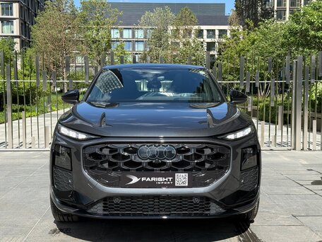 2026 Audi Q3 Sportback TFSI III (FJ), серый, 6750000 рублей, вид 2