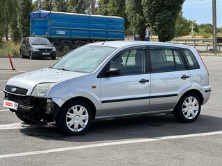 2005 Ford Fusion I Рестайлинг, серебристый, 270000 рублей, вид 2
