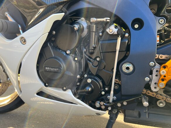 2011 Suzuki GSX-R 600, белый, 795000 рублей - вид 18