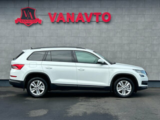 2019 Skoda Kodiaq I, белый, 2499000 рублей, вид 4
