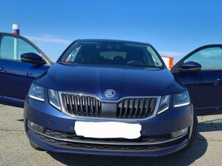 2017 Skoda Octavia III (A7) Рестайлинг, синий, 1890000 рублей, вид 4