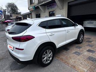2018 Hyundai Tucson III, белый, 2250000 рублей, вид 4
