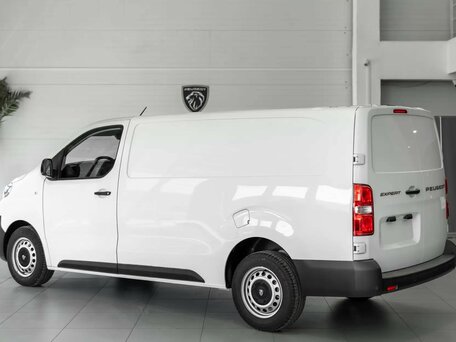 2025 Peugeot Expert, белый, 5099000 рублей, вид 3