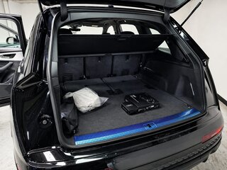 2025 Audi Q7 55 TFSI II (4M) Рестайлинг 2, чёрный, 13399000 рублей, вид 3