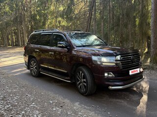 2018 Toyota Land Cruiser 200 Series Рестайлинг 2, коричневый, 9500000 рублей, вид 3
