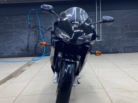 2004 Honda CBR 600RR, чёрный, 540000 рублей, вид 4