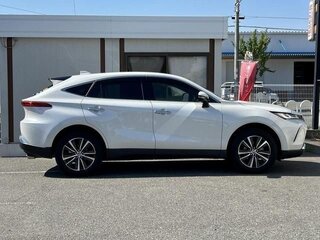2020 Toyota Harrier IV (XU80), белый, 4150000 рублей, вид 3