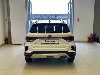 2021 Kia Rio X IV Рестайлинг, белый, 1695000 рублей, вид 5