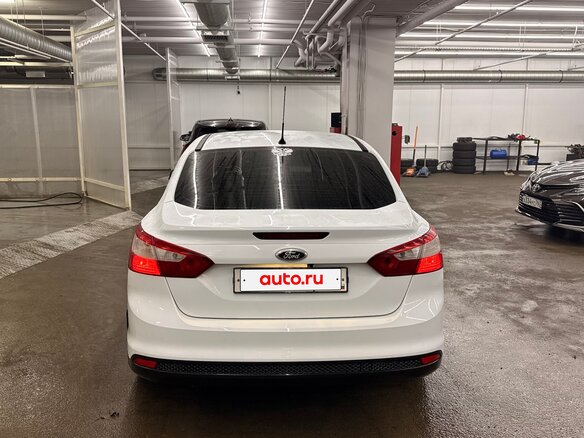 2013 Ford Focus III, белый, 850000 рублей - вид 5