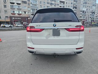 2019 BMW X7 40i I (G07), белый, 5555555 рублей, вид 3