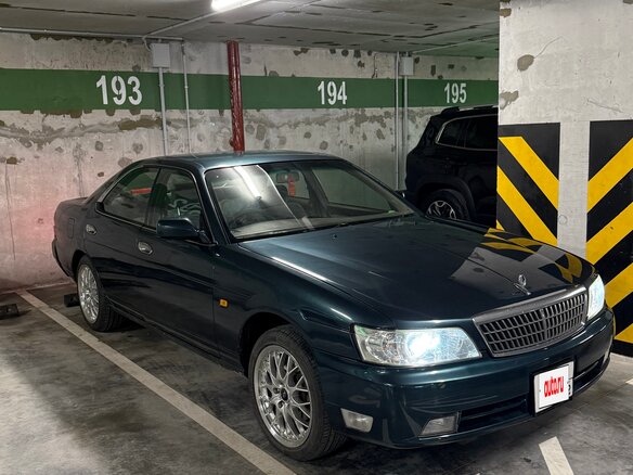 2000 Nissan Laurel VIII (C35), синий, 750000 рублей - вид 2