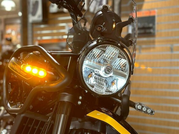 2025 Royal Enfield Himalayan, чёрный, 594000 рублей - вид 12