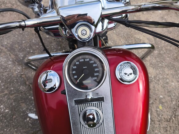 2001 Harley-Davidson Road King, красный, 810000 рублей - вид 18