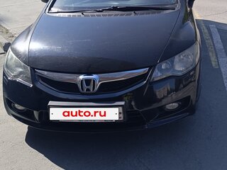 2010 Honda Civic VIII Рестайлинг, чёрный, 950000 рублей, вид 1