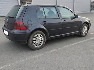 1998 Volkswagen Golf IV, чёрный, 485000 рублей, вид 3
