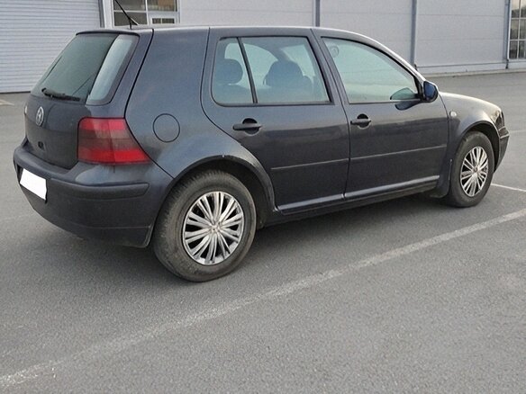 1998 Volkswagen Golf IV, чёрный, 485000 рублей - вид 2