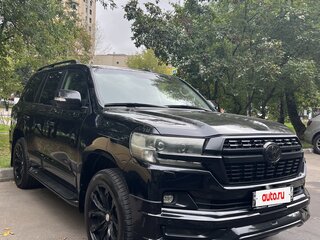 2014 Toyota Land Cruiser 200 Series Рестайлинг 1, чёрный, 4750000 рублей, вид 4