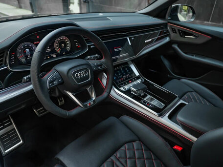 2025 Audi Q8 55 TFSI I (4M) Рестайлинг, чёрный, 11560000 рублей, вид 3