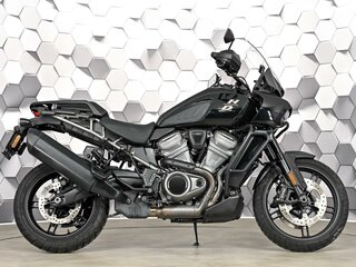 2021 Harley-Davidson Pan America, чёрный, 1199000 рублей, вид 3
