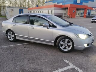 2008 Honda Civic VIII Рестайлинг, серебристый, 600000 рублей, вид 2