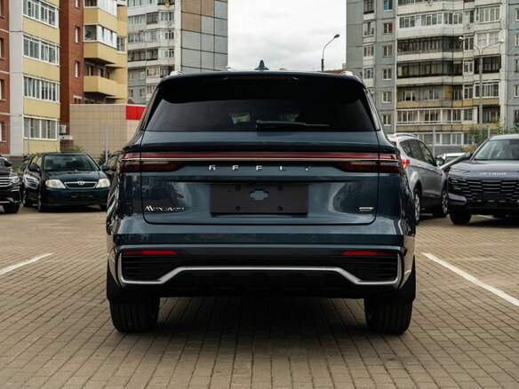2026 Geely Monjaro I, серый, 4954990 рублей - вид 5