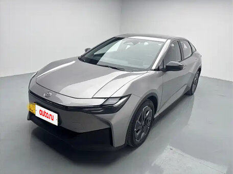 2026 Toyota bZ3, серый, 3774423 рублей, вид 1