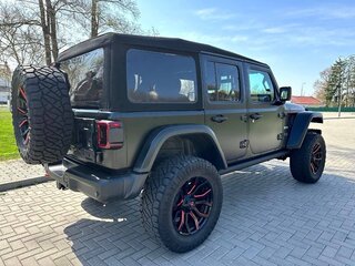 2020 Jeep Wrangler IV (JL), чёрный, 4100000 рублей, вид 4