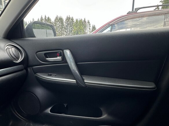 2006 Mazda 6 I (GG) Рестайлинг, серебристый - вид 12