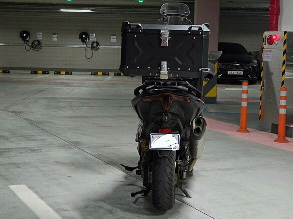 2023 Yamaha TMAX, чёрный, 1470000 рублей - вид 4