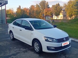 2015 Volkswagen Polo V Рестайлинг, белый, 670000 рублей, вид 2