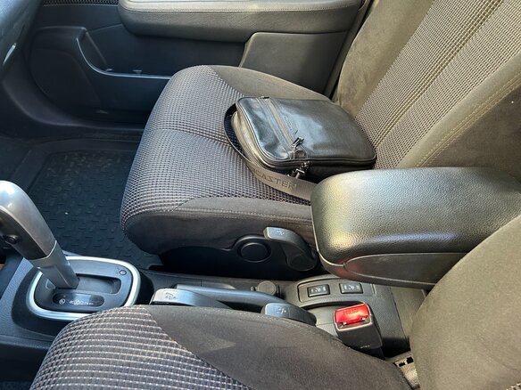2013 Nissan Tiida I Рестайлинг, красный, 800000 рублей - вид 8