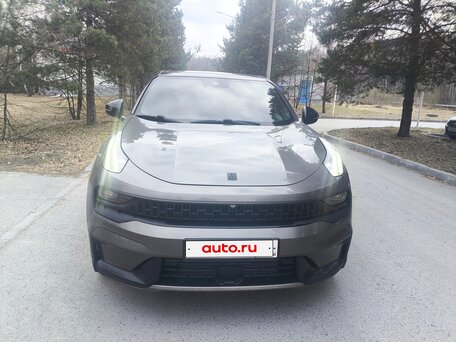 2020 Lynk & Co 05, серый, 2620000 рублей, вид 1
