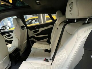 2026 Lamborghini Urus SE I Рестайлинг, белый, 44000000 рублей, вид 5