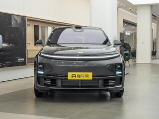 2025 Li Auto (Lixiang) L7 52.3 kWh I Рестайлинг, серый, 9250000 рублей, вид 2