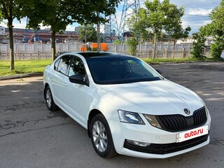 2019 Skoda Octavia III (A7) Рестайлинг, белый, 900000 рублей, вид 1